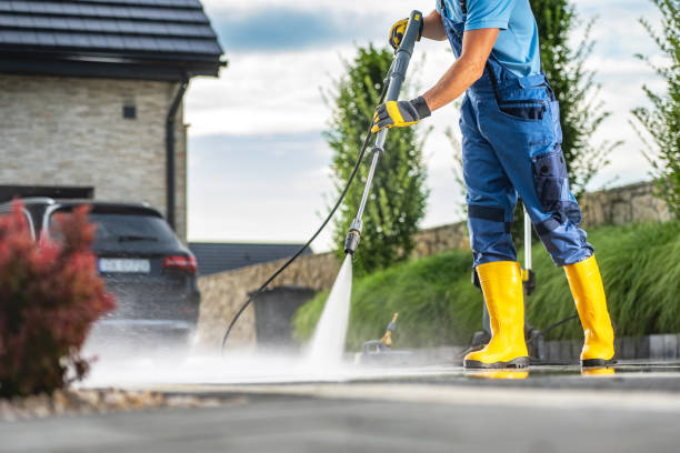 Best Deck Pressure Washing  in Hamilton City, CA